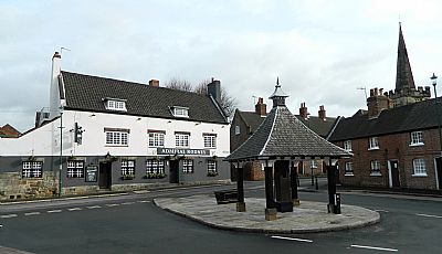 wollaton village square